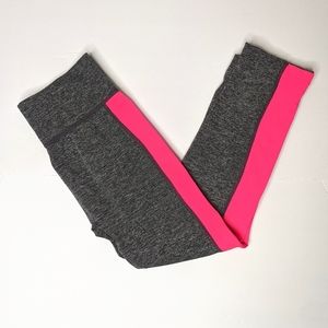 🐈Maze collection athletic capris size: S/M